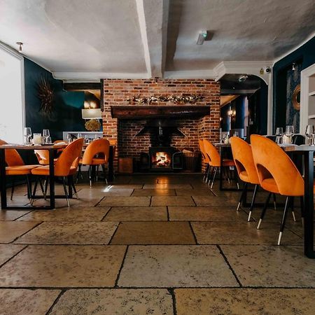 The Black Lion Hotel Литл-Уолсингем Экстерьер фото